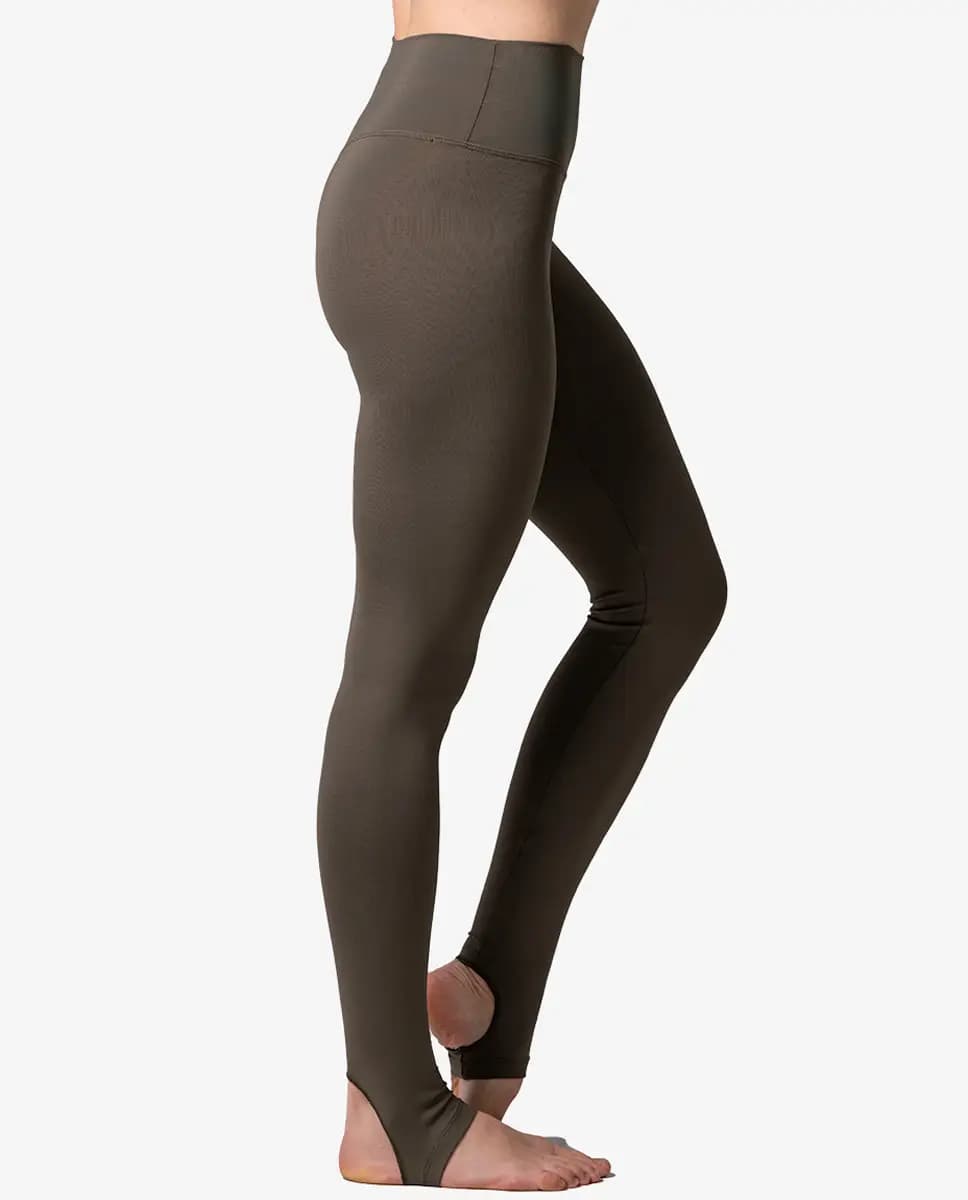 High-waisted stirrup leggings for dance and fitness, featuring a sleek and stretchy design